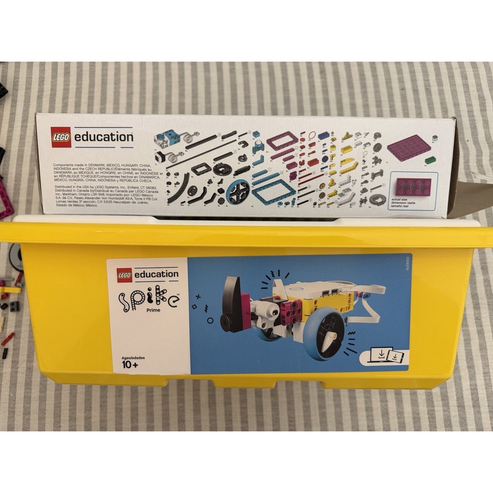 LEGO Education SPIKE Prime Set 45678 +  Expansion Set 45681